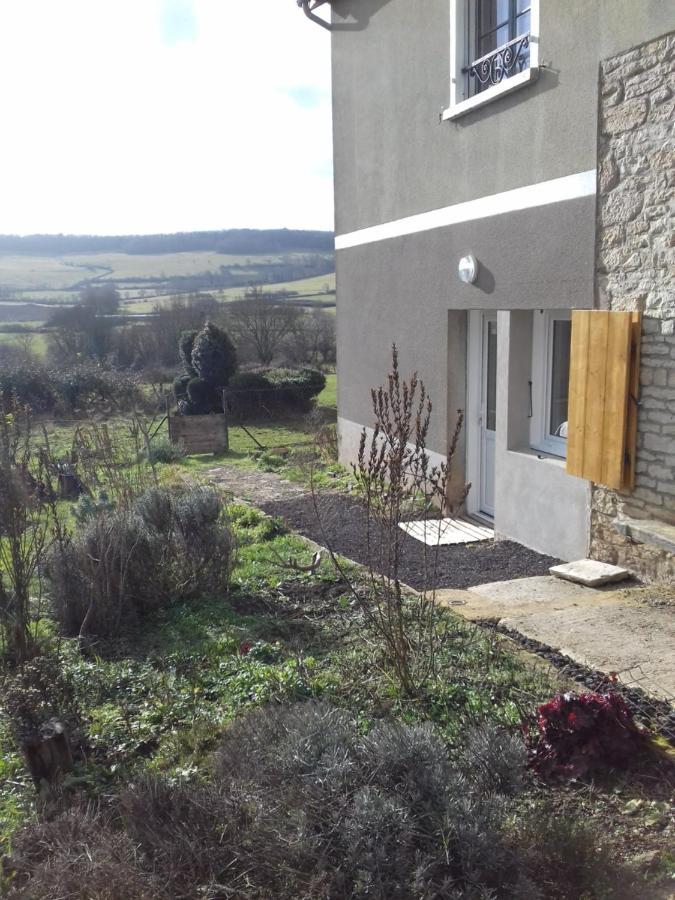 Agreable Chambre Meublee, Vue Sur La Vallee De L'Auxois Villy-en-Auxois Екстериор снимка